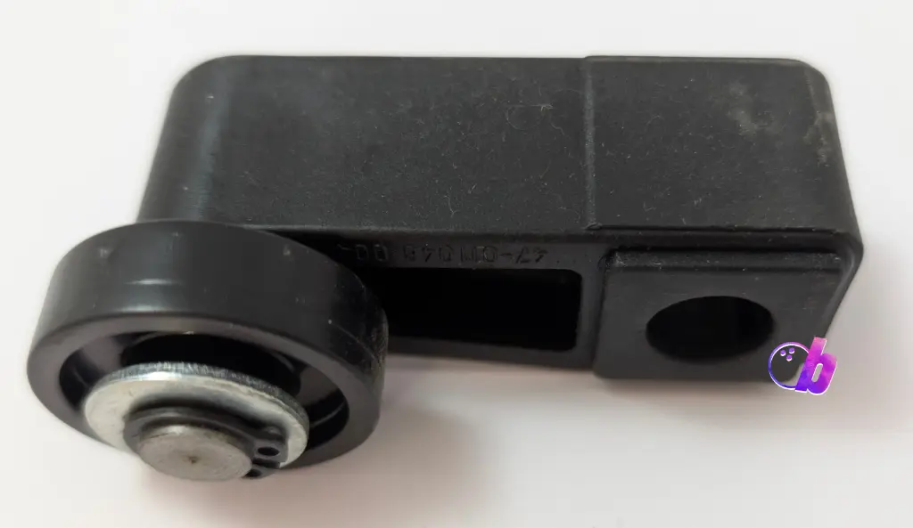 Pivoting lever assembly