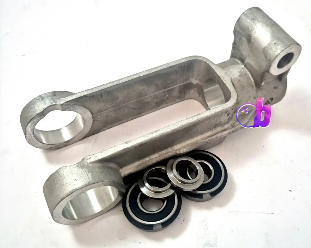 Yoke Lower With Bearings Assy complete