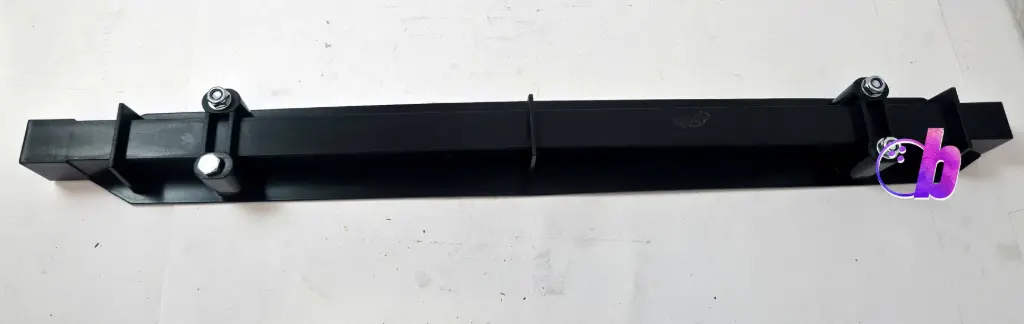 LONG CHAIN GUIDE WITH HARDWARE