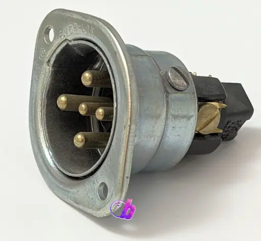 [000-027-660U] Female Plug UUD